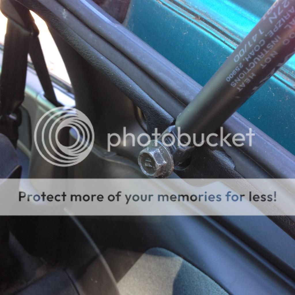 CRX Hatch Strut Hinge Cover (aka open stay cover) Question? Honda CRX