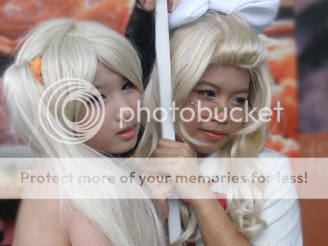 http://s900.photobucket.com/albums/ac210/I-ya/?action=view¤t=PC190070.jpg