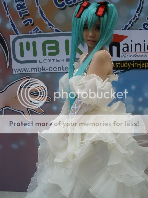 http://s900.photobucket.com/albums/ac210/I-ya/?action=view¤t=PC190096.jpg