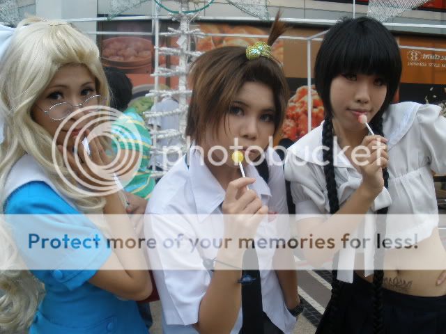 http://s900.photobucket.com/albums/ac210/I-ya/?action=view¤t=PC190175.jpg